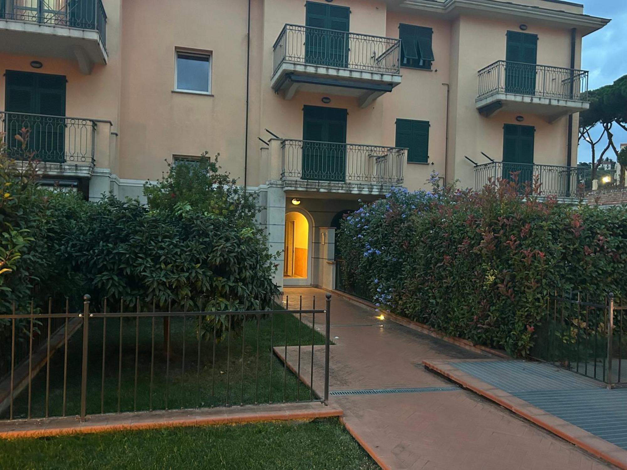 Appartamento Incantevole A 100Metri Dal Mare E Accanto Alla Pista Ciclabile Imperia Kültér fotó